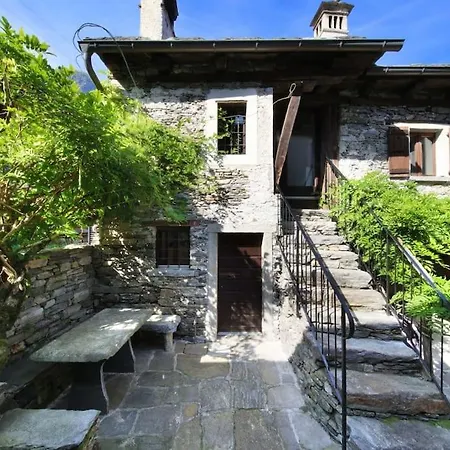 Holiday home Charming Retreat- 100-year-old Stone Rustico *